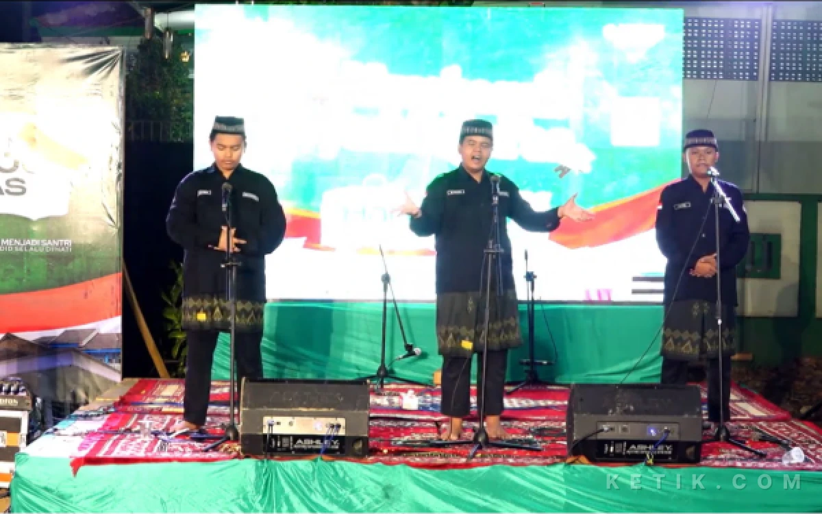 Thumbnail Berita - Panggung Munajat Hari Santri 2026 di Nurul Jadid, Ruang Kreasi untuk Bakat dan Minat Santri
