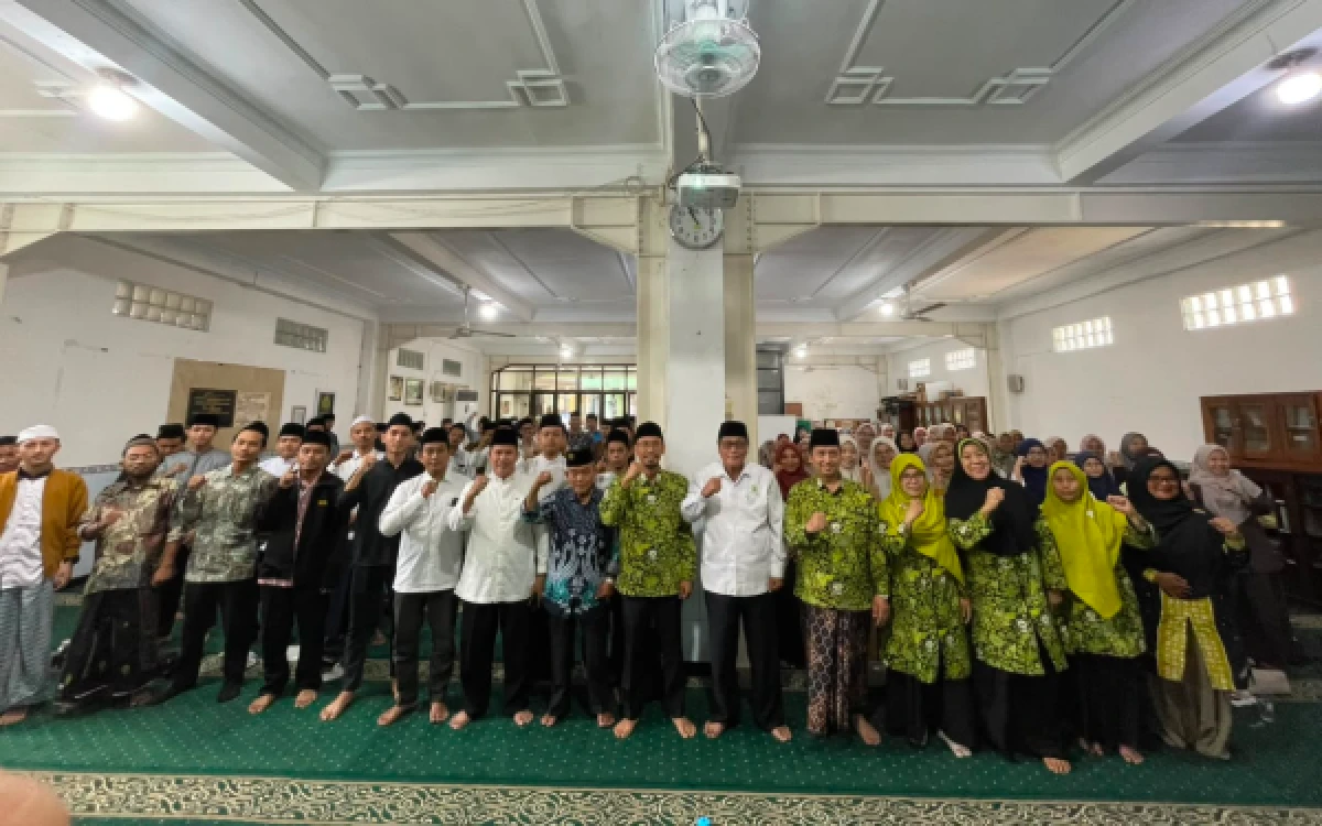 Thumbnail Berita - PW DMI Jatim Cetak Dai Muda dari Kalangan Remaja hingga Sahabat Disabilitas