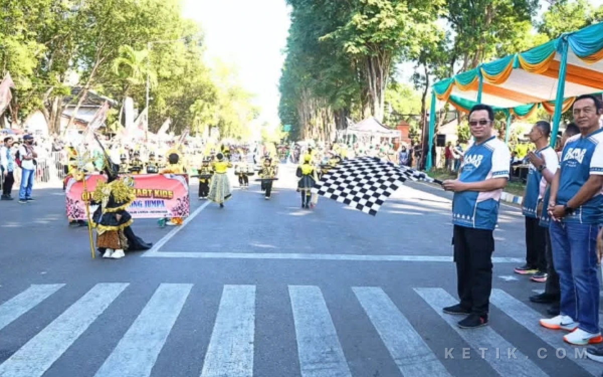 Thumbnail Berita - Di Tengah Meriahnya Marching Band Cup 2026, Bupati Bondowoso Ingatkan Warga Waspada Kemarau