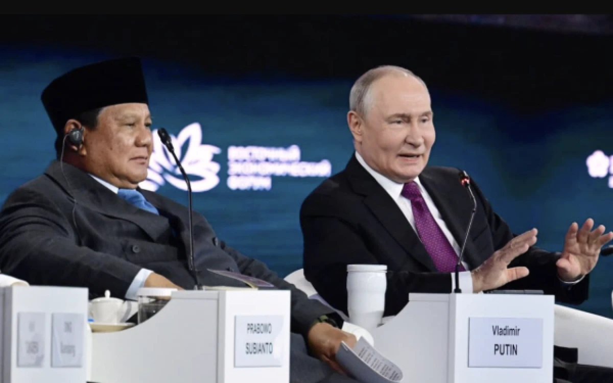 Thumbnail Berita - Indonesia Jajaki Bangun Pabrik Pupuk di Rusia, Putin Tawari Kapal Nelayan Canggih