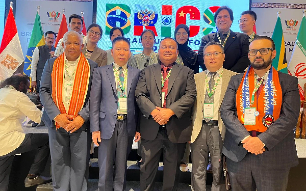 Thumbnail Berita - BRICS Trade Union Forum Meeting 2026 di Hyderabad, Indonesia Diwakili KSPSI AGN, Pimpin Plenary Session Laporan Sidang Paralel