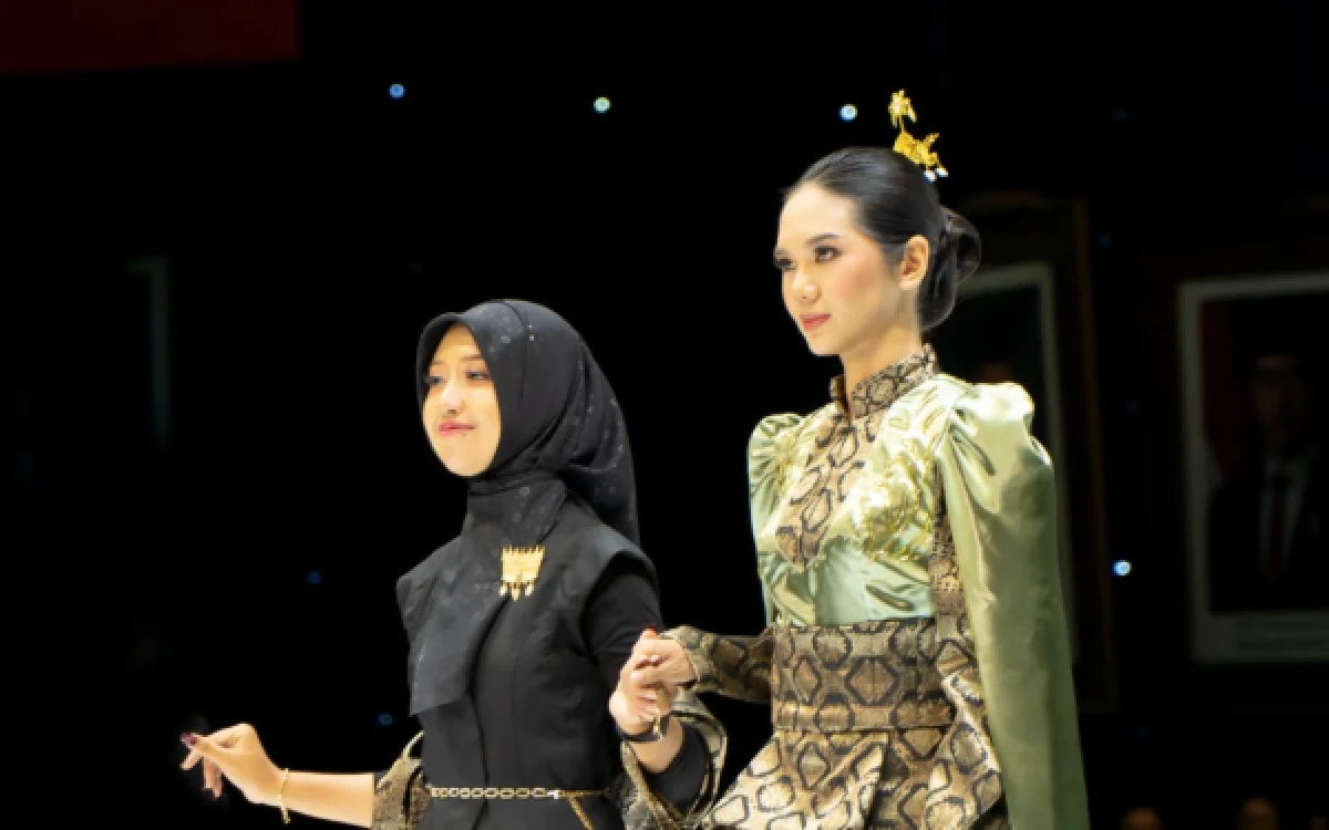 Thumbnail Berita - UM Gelar Trendversity 2026, Mahasiswa Tampilkan Inovasi Busana Berbasis Wastra Nusantara