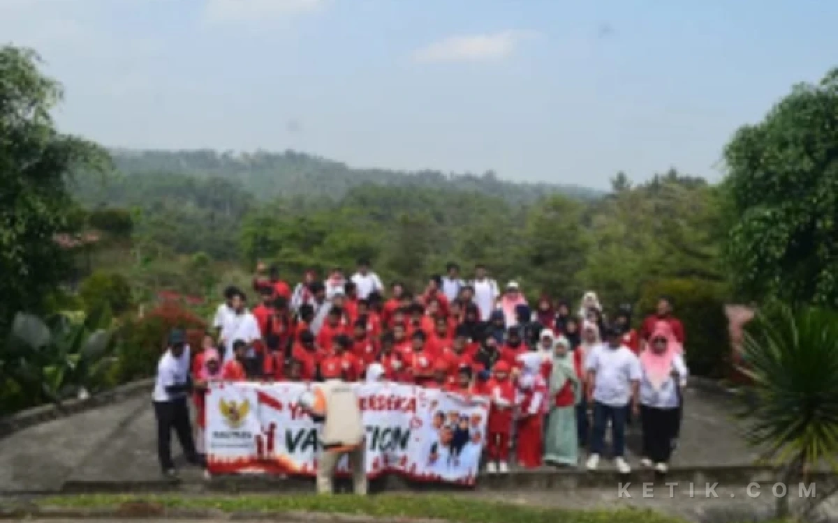 Thumbnail Berita - Yatim Merdeka On Vacation, Sehari Penuh Tawa dan Cerita di Wonosalam Mojokerto
