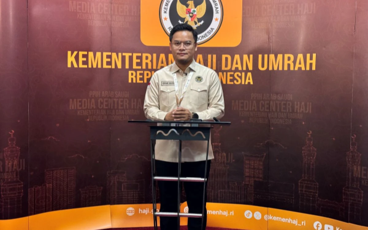 Thumbnail Berita - Houthi Serang Bandara Riyadh, Kemenhaj Imbau Jemaah Umrah Koordinasi dengan PPIU