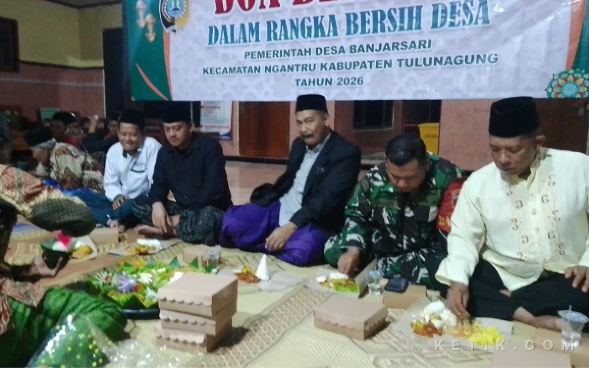 Thumbnail Berita - Lestarikan Tradisi, Warga Banjarsari Tulungagung Gelar Doa Bersama-Bersih Desa