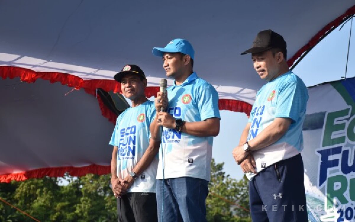 Thumbnail Berita - Ratusan Peserta Ramaikan Temayang Eco Fun Run 2026 di Bendungan Gongseng Bojonegoro