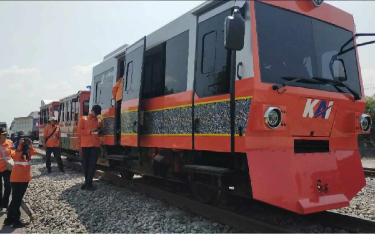 Thumbnail Berita - VP Daop 7 Madiun Cek Lintas Madiun–Kertosono, Pastikan Keselamatan dan Keandalan Prasarana