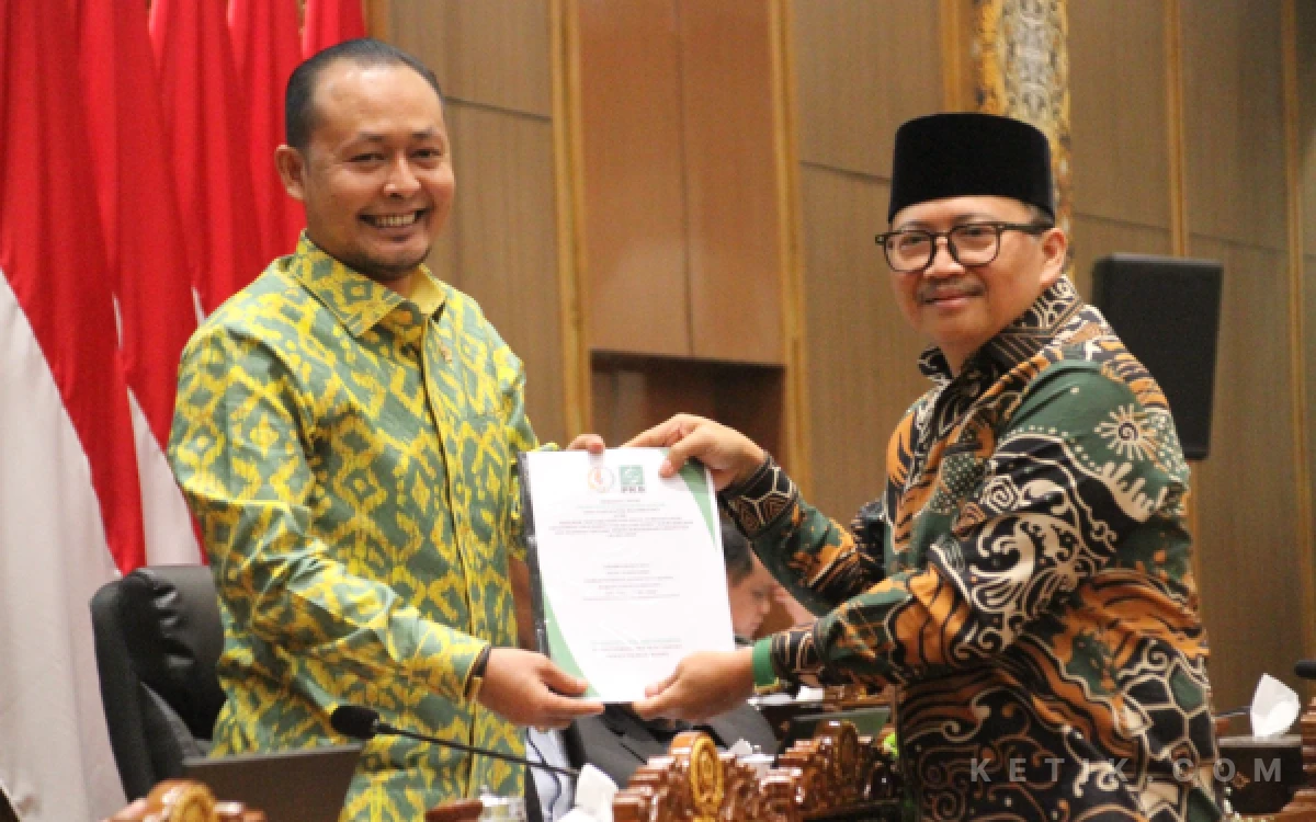Thumbnail Berita - Fraksi PKB DPRD Bojonegoro Setujui Dua Raperda Strategis, Soroti Pariwisata dan Kabupaten Layak Anak