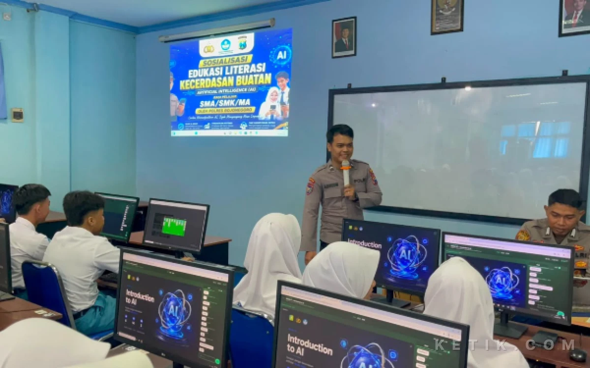 Thumbnail Berita - Pelajar SMAN 1 Bojonegoro Diedukasi Soal AI, Diminta Waspadai Hoaks dan Deepfake