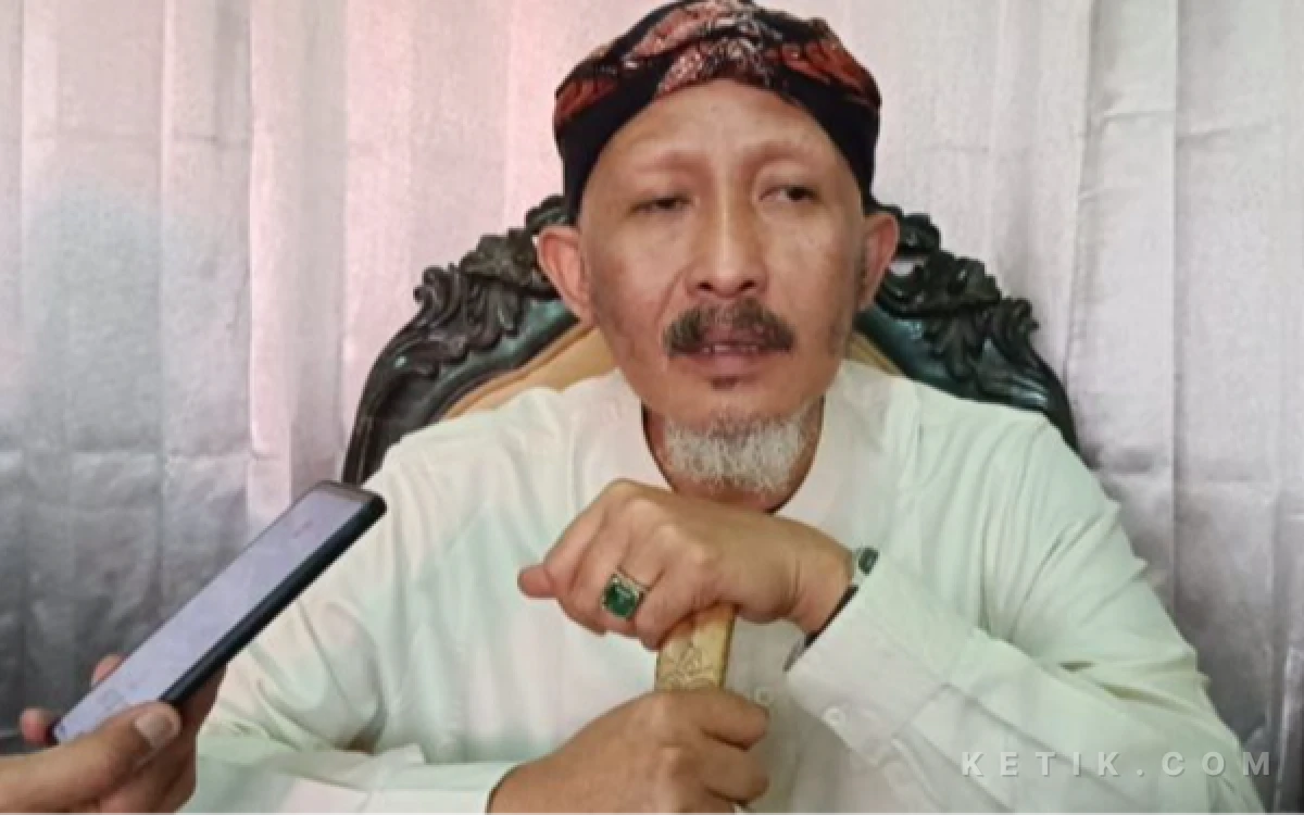 Thumbnail Berita - Pesantren Diserang Framing Negatif, Inisiator Hari Santri Nasional Gus Thoriq Ungkap Dugaan Kepentingan Asing ‎
