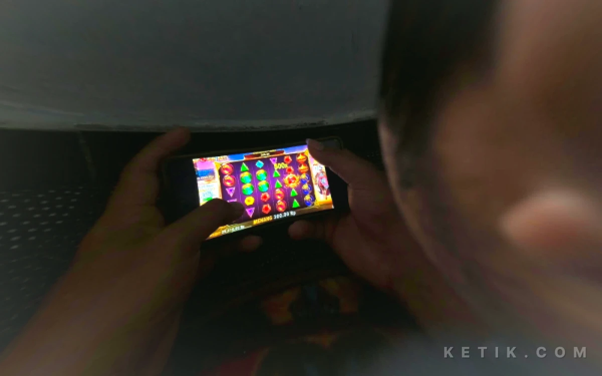 Thumbnail Berita - Perputaran Dana Judi Online Susut, PPATK Temukan Deposit Justru Meningkat