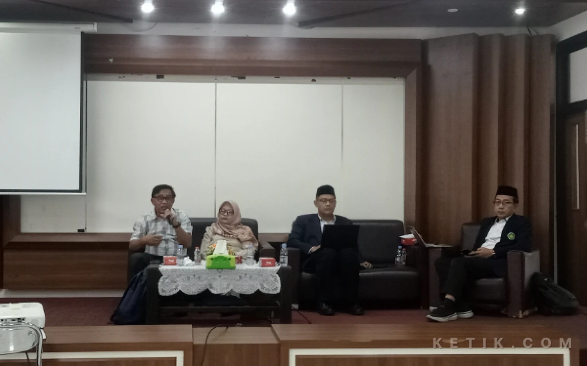 Foto Wakil Rektor I Bidang Akademik UIN Malang, Drs. H. Basri, M.A., Ph.D., menekankan pembelajaran S1 bisa memberikan output keilmuan yang relevan dengan kompetensi mahasiswa. (Foto: Aliyah/Ketik.com)
