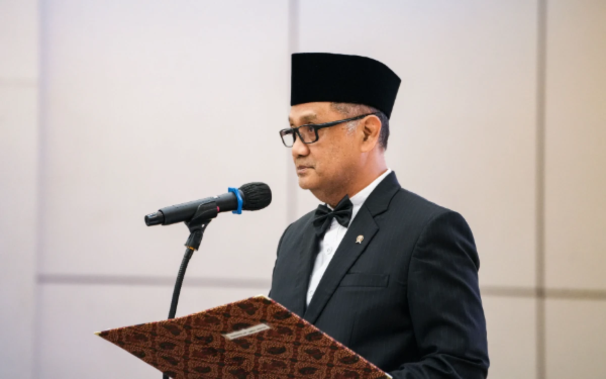Thumbnail Berita - Lantik Pejabat Baru, Menhaj Gus Irfan Minta 3 Kakanwil Baru Langsung Bekerja