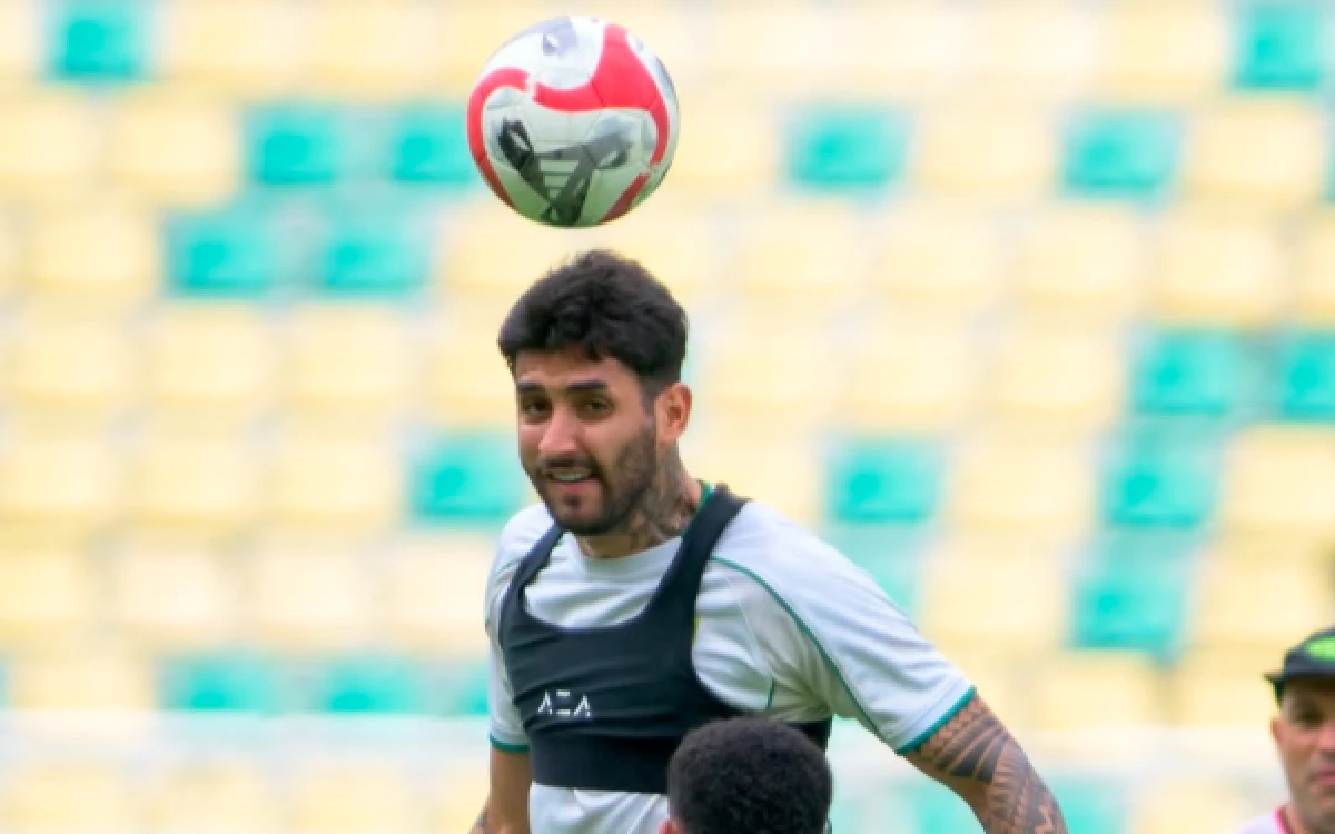 Thumbnail Berita - Daftar Susunan Pemain Persebaya, Ernando Ari Kembali Jaga Mistar Gawang Bajul Ijo