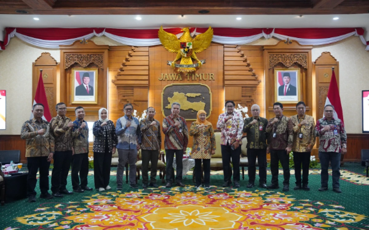 Thumbnail Berita - Gubernur Khofifah Dukung Pengembangan SIER, Dorong Kawasan Industri Semakin Kompetitif