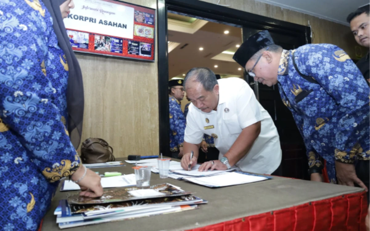 Thumbnail Berita - Buka Rakerkab KORPRI Asahan Tahun 2026, Ini Pesan Bupati Asahan