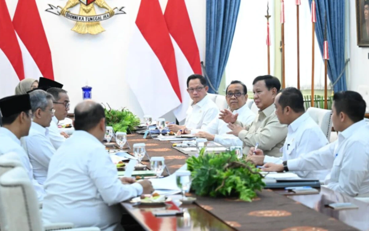 Thumbnail Berita - Prabowo Janji Beri Pendidikan Gratis, dari TK hingga Perguruan Tinggi Negeri