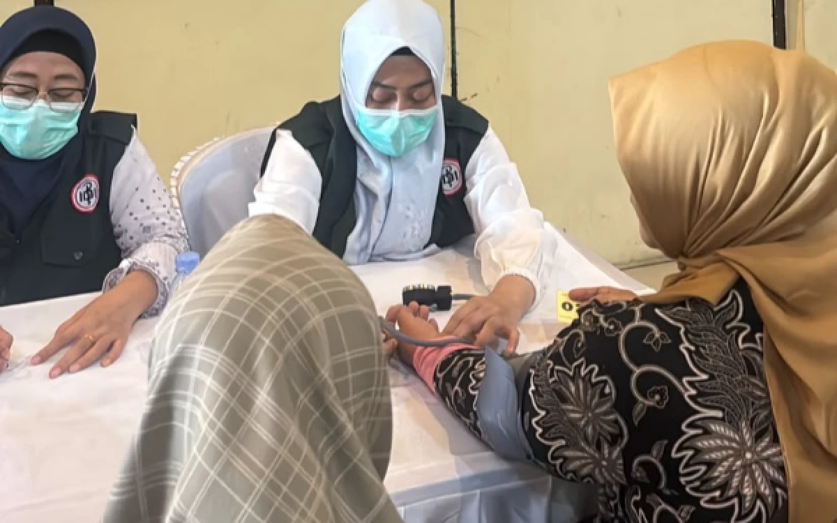 Thumbnail Berita - IDI Sidoarjo Kolaborasi Gelar Pemeriksaan Kesehatan Gratis