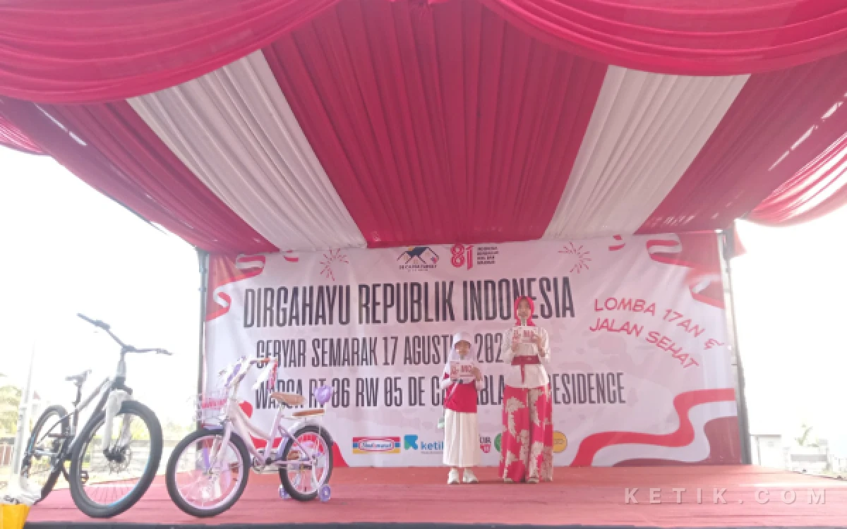Thumbnail Berita - Banjir Doorprize di Gebyar Semarak 17 Agustus Warga de Cassablanca Cemorokandang Malang