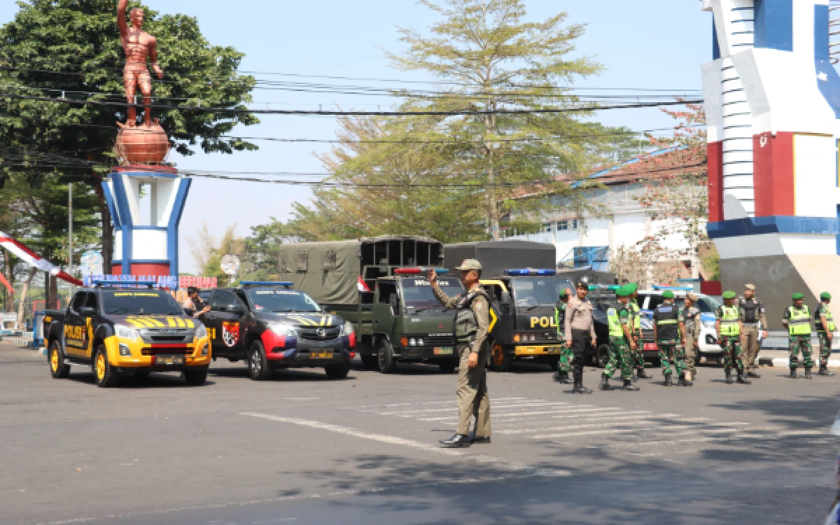 Thumbnail Berita - Cegah Gangguan Kamtibmas, Polres Malang Intensifkan Patroli Skala Besar