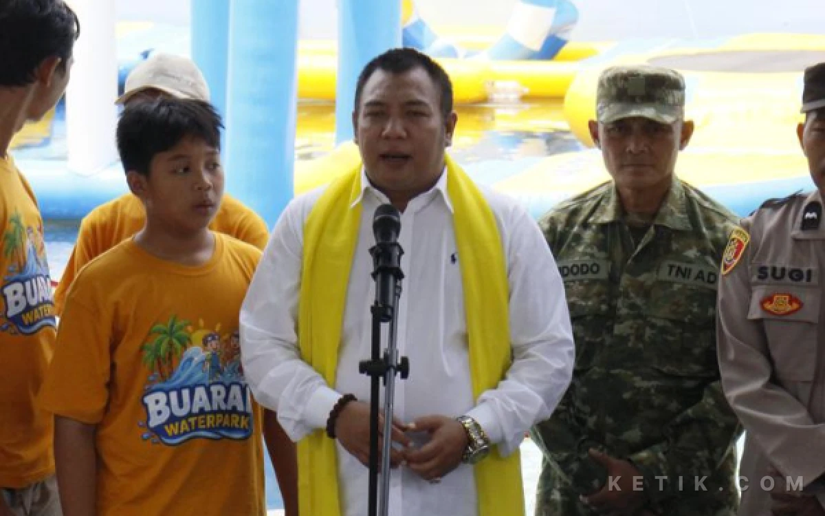 Thumbnail Berita - Anggota DPRD Brebes Pamor Wicaksono Sulap Tanah Kas Desa Jadi Waterpark Senilai Rp2,6 Miliar