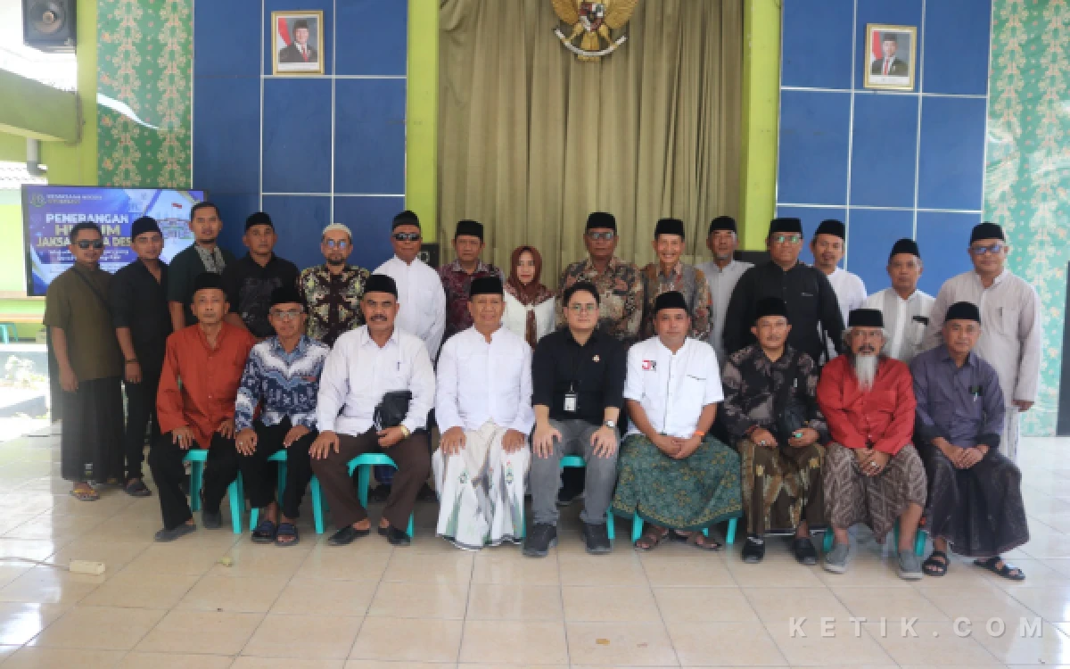 Thumbnail Berita - Kejari Situbondo Berikan Penerangan Hukum, Ingatkan Kades soal Gratifikasi