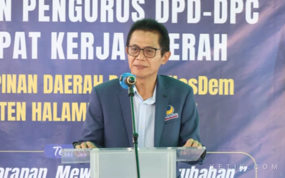 Thumbnail Berita - Helmi Umar Muchsin Bawa Pemikiran Cak Nur ke Tengah Dinamika Politik Halmahera Selatan
