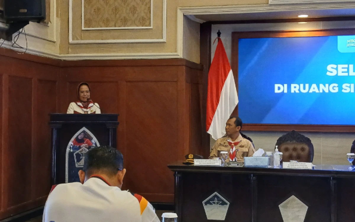 Thumbnail Berita - Kakak Untari Ketua Komisi E DPRD Jatim Sebut Pramuka Benteng Karakter Nusantara