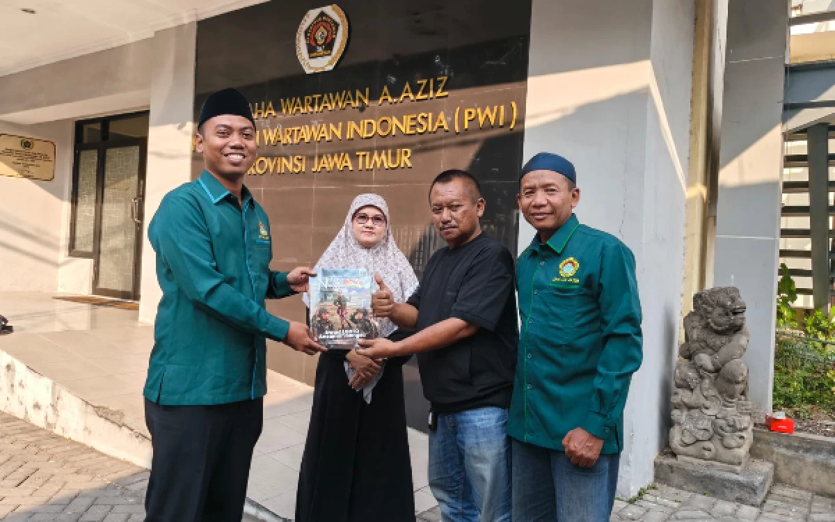 Thumbnail Berita - LDII dan PWI Jatim Jajaki Kerja Sama Kehumasan hingga Pelatihan Jurnalistik
