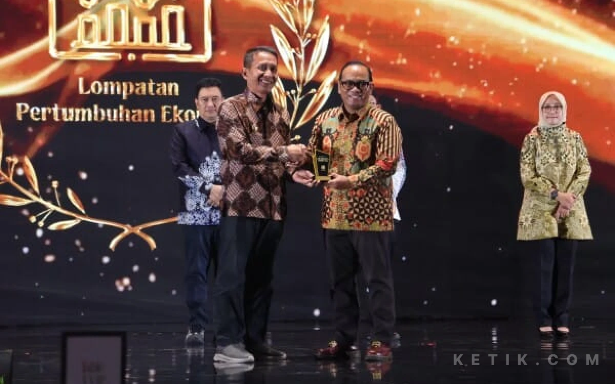 Thumbnail Berita - Membanggakan! Pemkab Bojonegoro Raih 2 Penghargaan Wilwatikta Award 2026