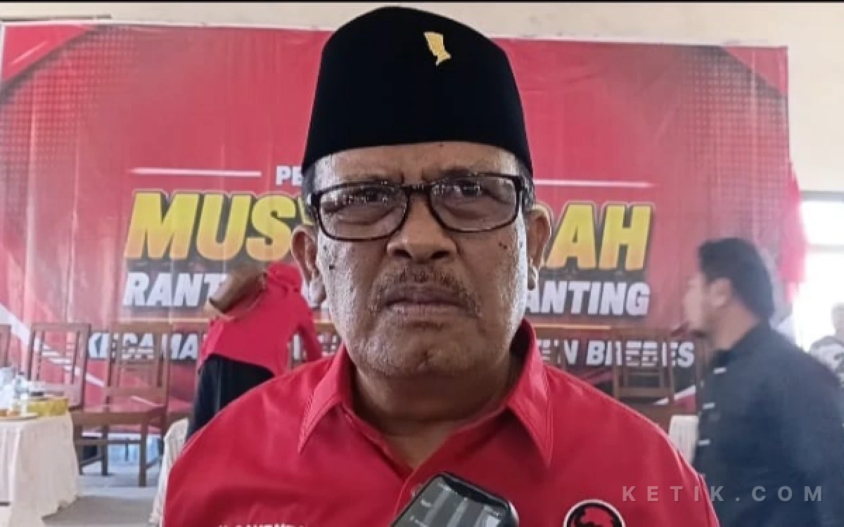 Thumbnail Berita - Jaga Basis Kandang Banteng, PDIP Brebes Konsolidasi Hingga Tingkat Anak Ranting