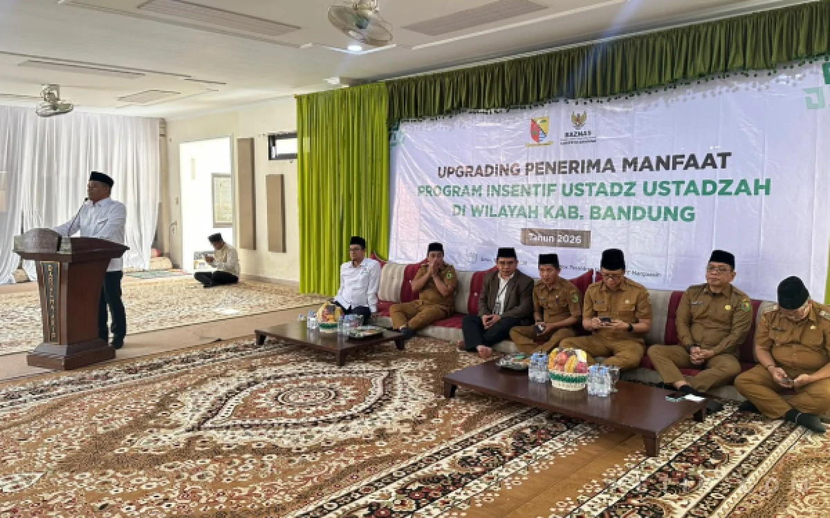 Thumbnail Berita - Tak Hanya Insentif, 1.012 Ustaz dan Ustazah di Kabupaten Bandung Dapat Perlindungan BPJS Ketenagakerjaan