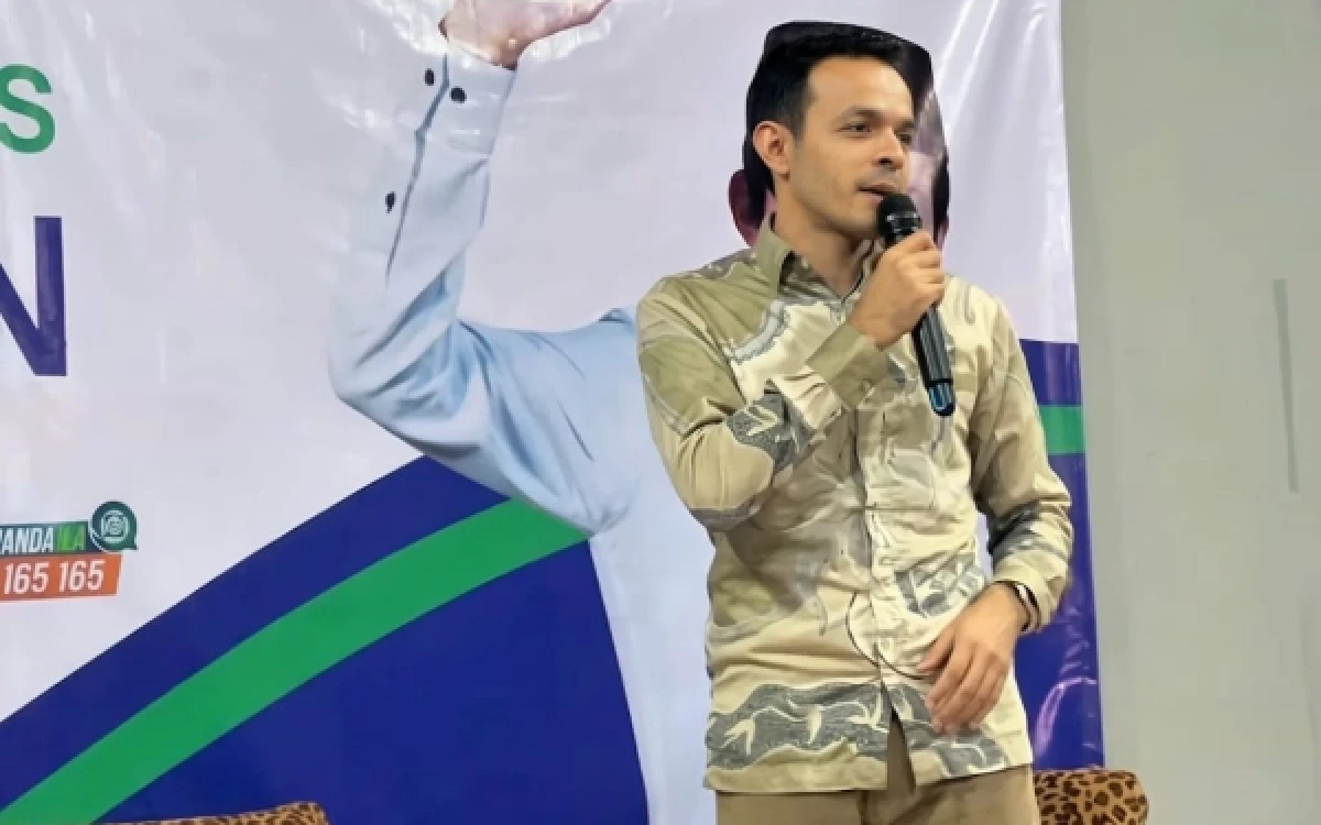 Thumbnail Berita - Gamal Albinsaid, dari Inovator Kesehatan Sosial Menuju Kursi DPR RI