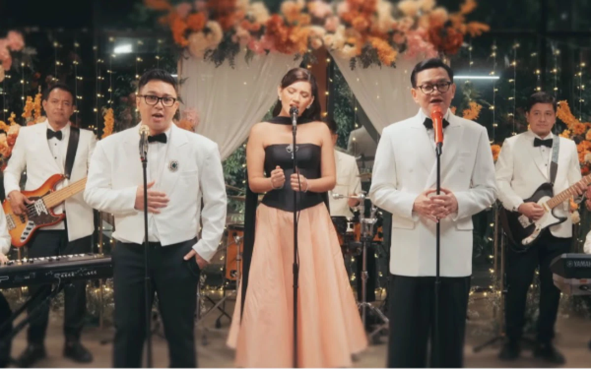 Thumbnail Berita - 5 Lagu Kahitna yang Cocok Didengar Saat Galau, Nomor 5 Paling Nyesek