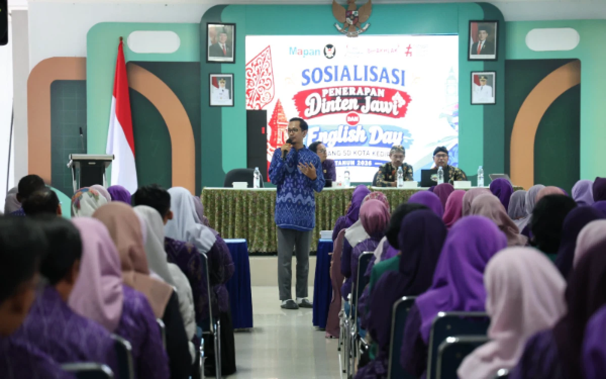 Thumbnail Berita - Kota Kediri Akan Terapkan Inovasi English Day dan Dinten Jawi di Sekolah