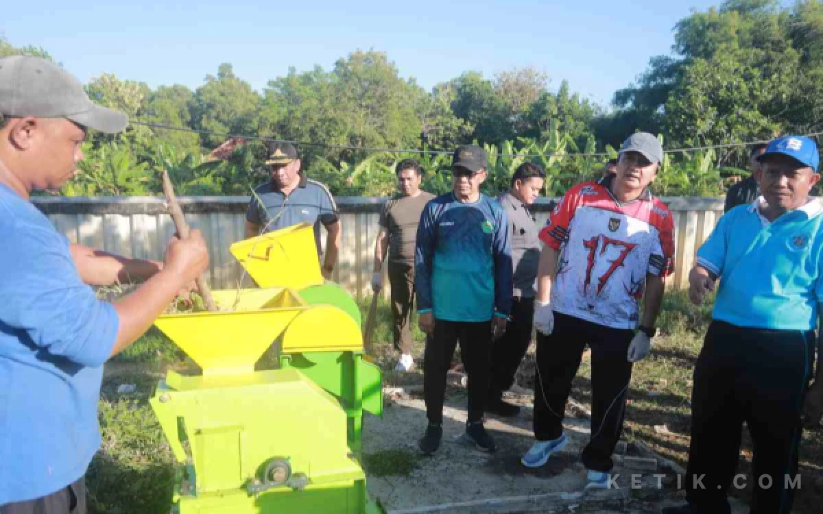 Bupati Pamekasan Ajak Masyarakat Gotong Royong dan Peduli Lingkungan