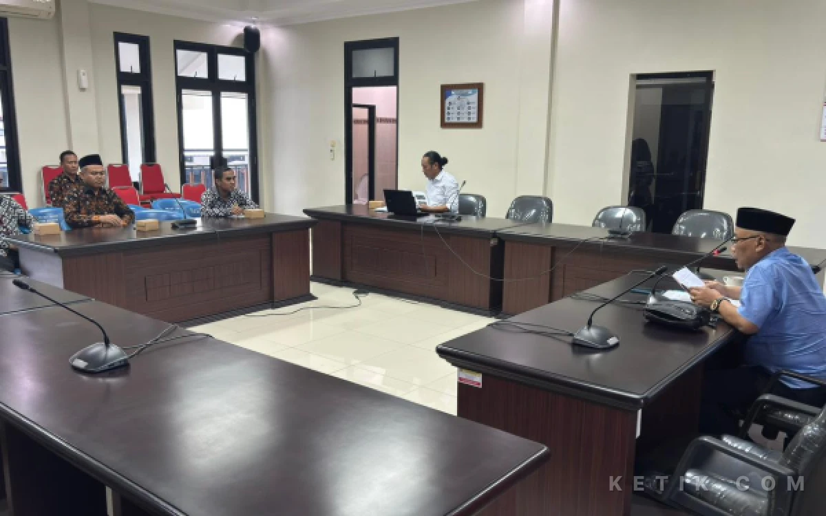Thumbnail Berita - Audiensi LSPN Gagal Temui Pihak Teradu, Ketua Komisi II DPRD Brebes Angkat Bicara