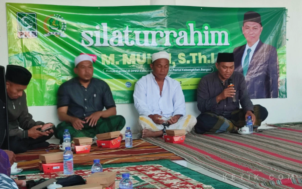 Thumbnail Berita - Ketua Komisi III DPRD Sumenep M. Muhri Serap Aspirasi Warga Lewat Silaturahmi di Mantajun