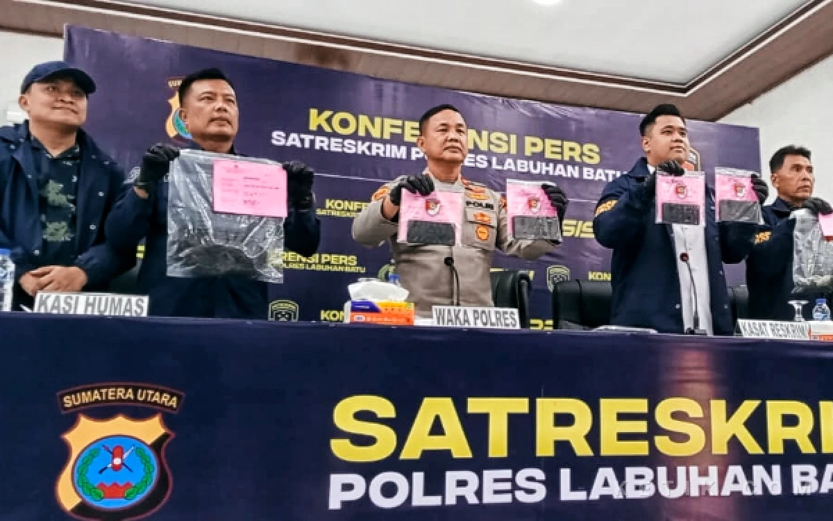 Thumbnail Berita - Geger! Dikira Terorisme Sampai Densus 88 Turun Tangan, Ternyata Ini Motif Asli Pelemparan Bom Molotov di Labuhanbatu
