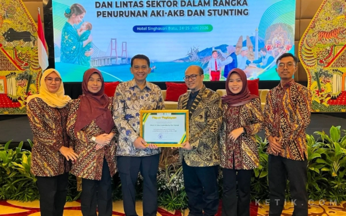 Thumbnail Berita - Sukses Tekan Angka Kematian Ibu dan Bayi, Pemkab Tuban Raih Penghargaan Pemprov Jatim