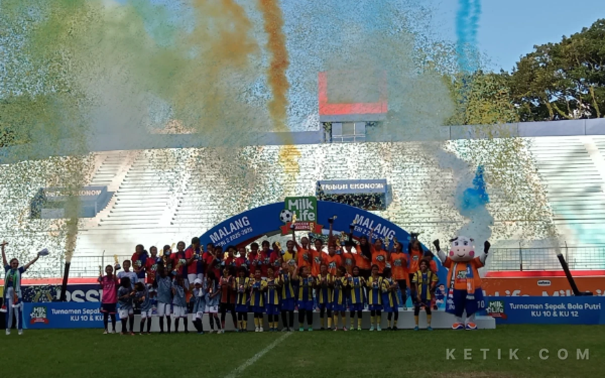 Thumbnail Berita - MilkLife Soccer Challenge Malang Seri 2 2025-2026 Resmi Berakhir, Final Meriah di Stadion Gajayana