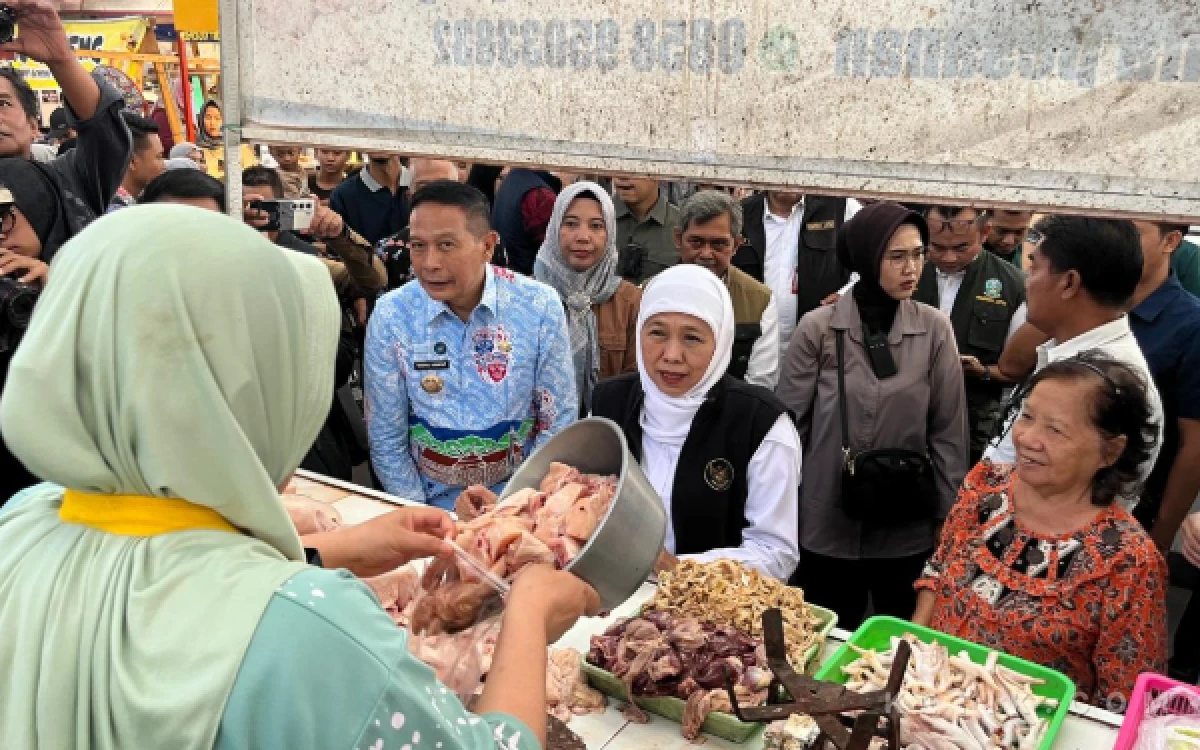 Thumbnail Berita - Cabai Rawit Naik Gila-Gilaan, Gubernur Khofifah Minta Kota Malang Kompak Tekan Inflasi