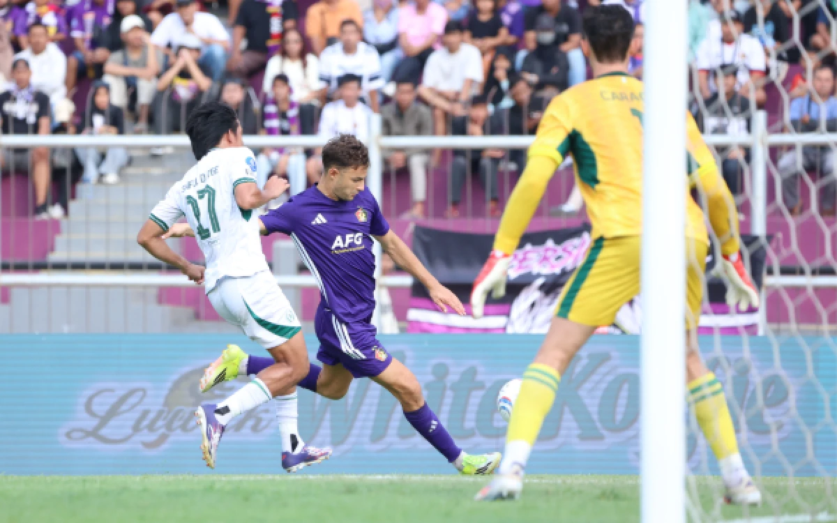 Thumbnail Berita - Persik Kediri Tumbangkan PSS Sleman 2-1