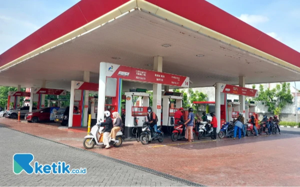 Thumbnail Berita - Harga BBM Naik Mulai 1 September 2026, Pertamax Turbo Jadi Rp19.600 per Liter, Dexlite Rp23.700