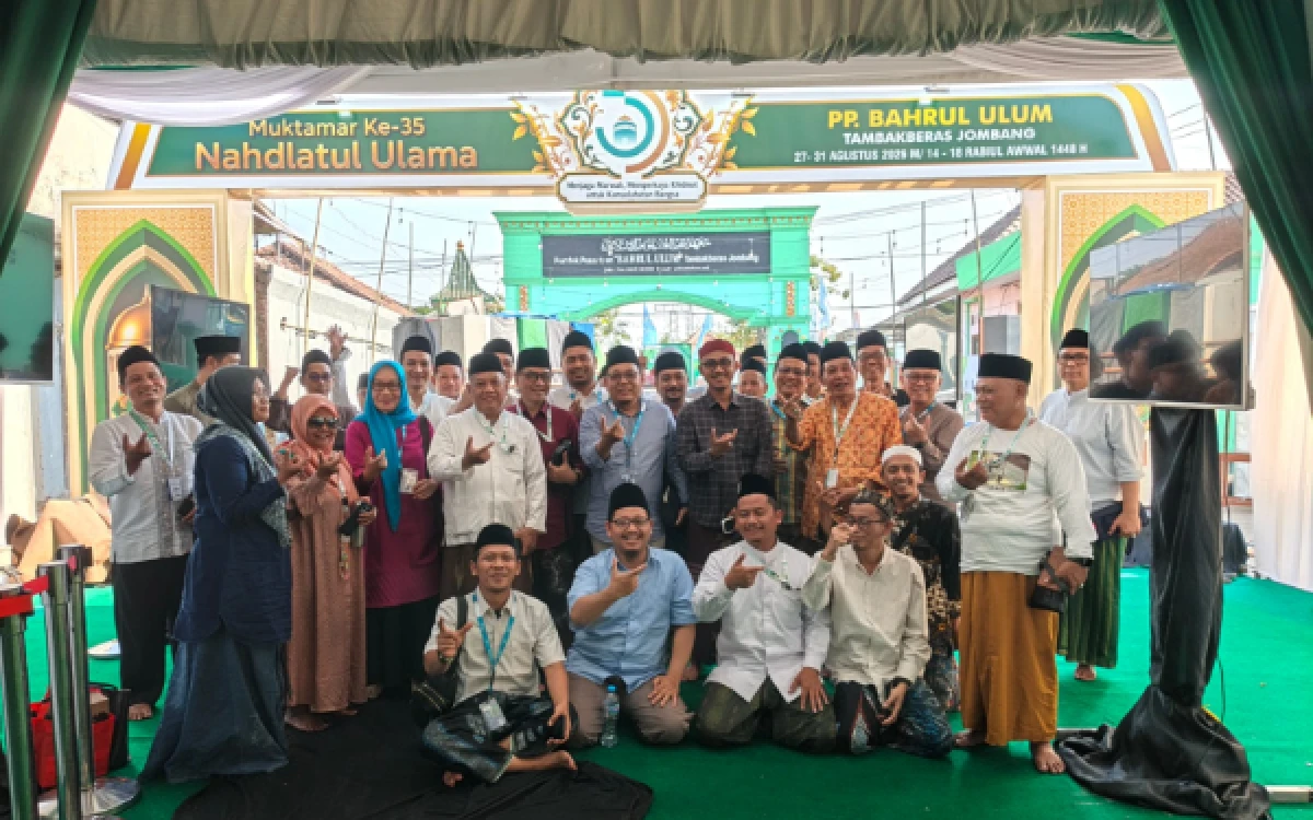 Thumbnail Berita - Ribuan Orang Terlibat di Muktamar ke-35 NU, Dosen Fakultas Syariah UIN Malang Jadi Bagian Panitia Persidangan