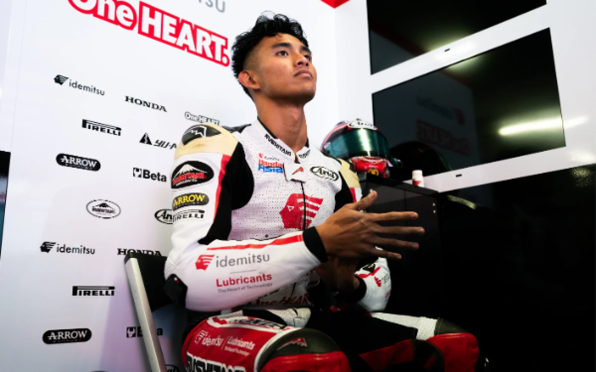 Thumbnail Berita - Cedera Tulang Rusuk, Mario Aji Dipastikan Absen di Moto2 Catalunya Akhir Pekan Ini