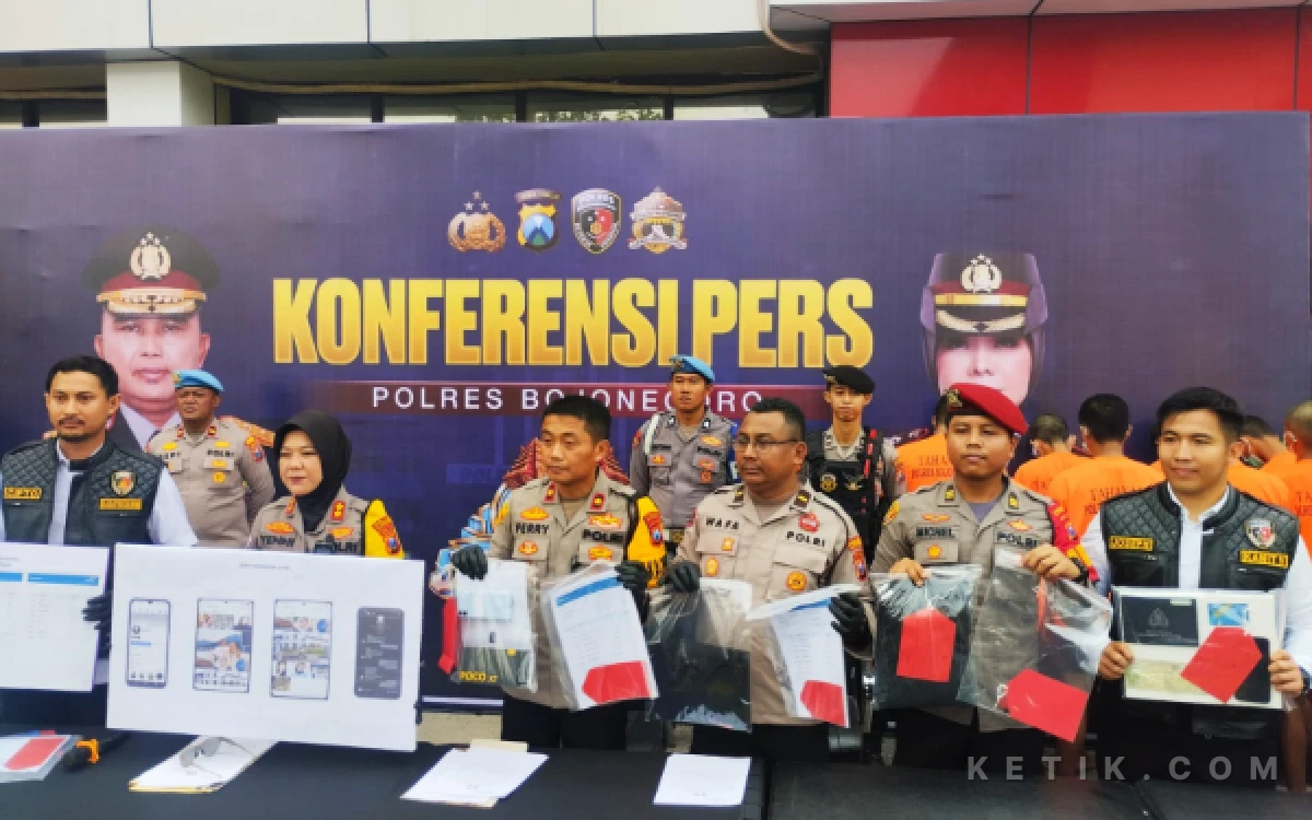Thumbnail Berita - Satresnarkoba Polres Bojonegoro Ungkap 8 Kasus Peredaran Narkoba Sekaligus