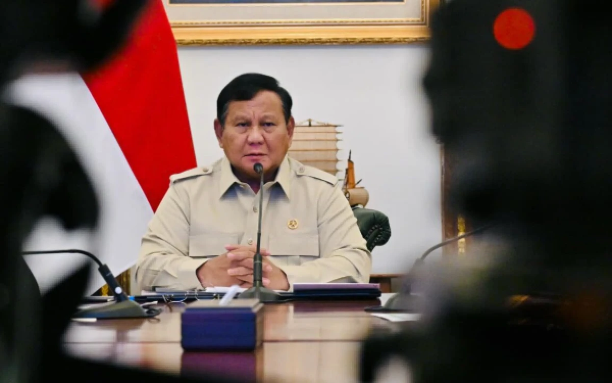 Thumbnail Berita - Karhutla Diduga Disengaja, Prabowo Minta Keterlibatan 26 Korporasi Diusut