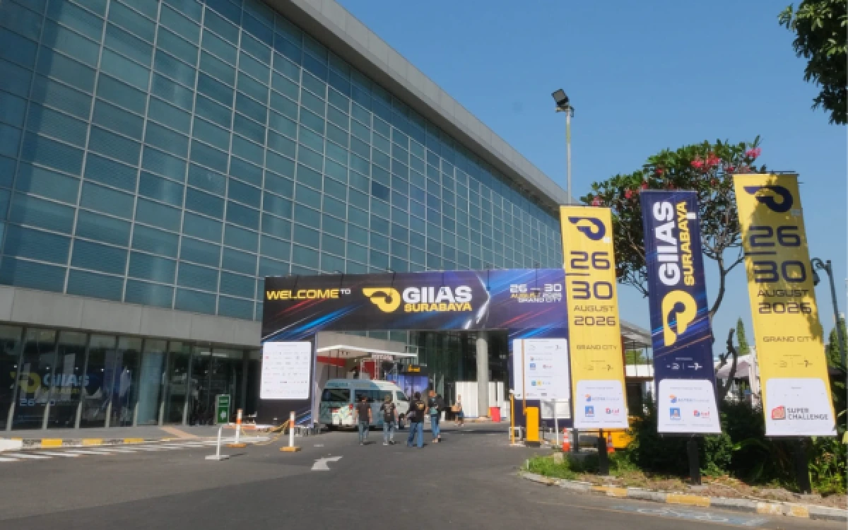 Thumbnail Berita - Cek Sekarang! Harga Tiket dan Cara Test Drive GIIAS 2026 di Grand City Surabaya