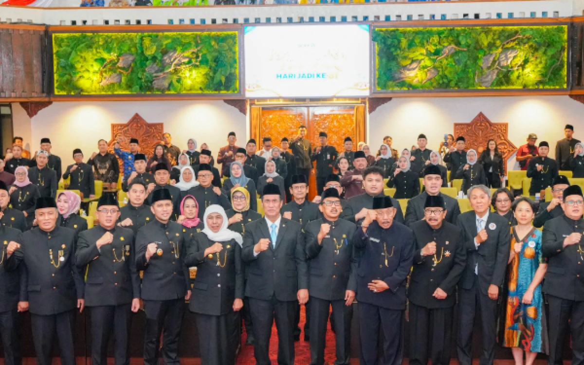 Thumbnail Berita - Gubernur Khofifah Tegaskan Jawa Timur Perkuat Posisi sebagai Lumbung Pangan Nasional